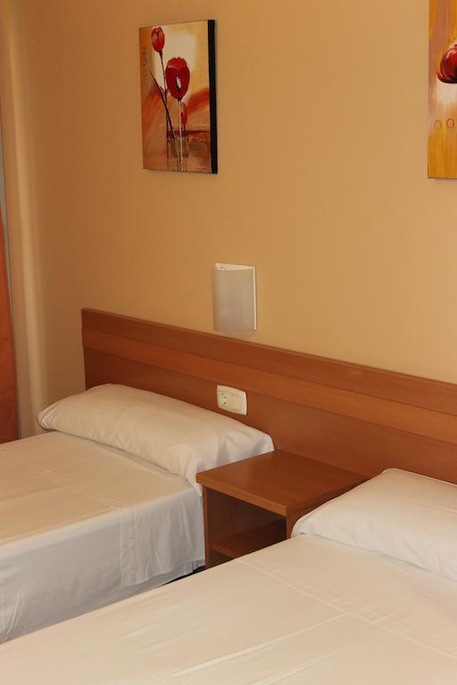 Hostal Cal Siles El Prat de Llobregat Værelse billede