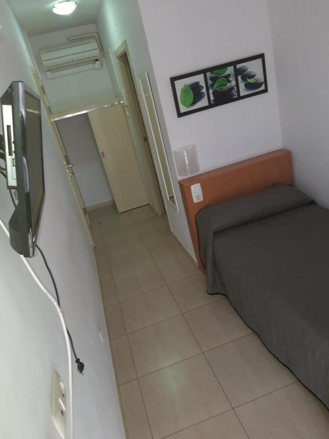 Hostal Cal Siles El Prat de Llobregat Eksteriør billede